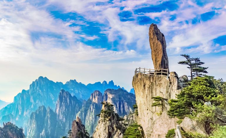 武汉旅行社2025综合实力榜