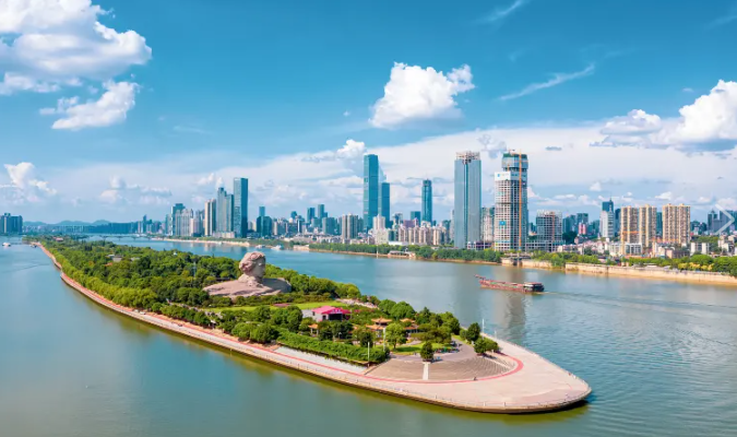 武汉口碑最好的三个旅行社排名：靠谱选择助你畅游荆楚！
